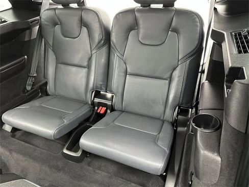 Certified 2024 Volvo XC90 T8 Ultimate w/ Protection Package Premier image 24