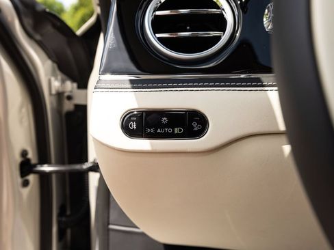 New 2026 Bentley Flying Spur Plug-In Hybrid AWD/4WD image 34