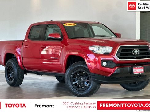 Used 2020 Toyota Tacoma SR5 w/ Technology Package AWD/4WD image 1