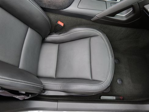 Used 2015 Chevrolet Corvette Z06 w/ 2LZ Preferred Equipment Group image 38