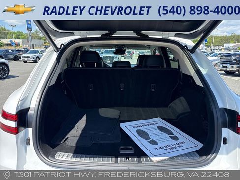 Used 2025 Genesis GV70 2.5T AWD/4WD image 17