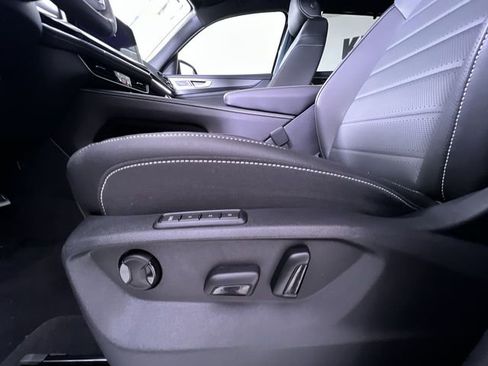 New 2026 Volkswagen Atlas Cross Sport SEL R-Line image 15