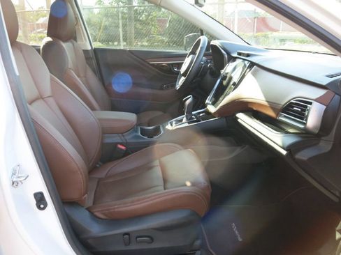 Used 2024 Subaru Outback Limited AWD/4WD image 14