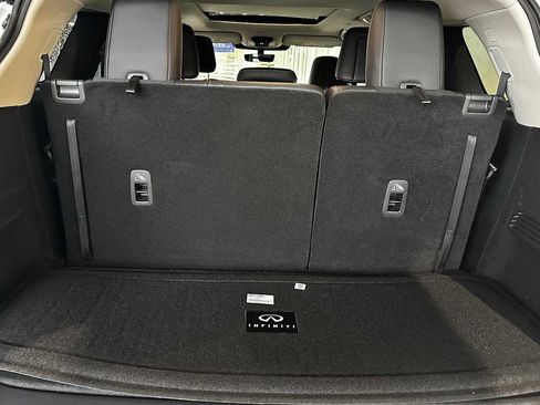 New 2026 INFINITI QX60 Luxe image 9