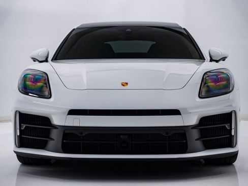 Certified 2025 Porsche Panamera 4 image 6