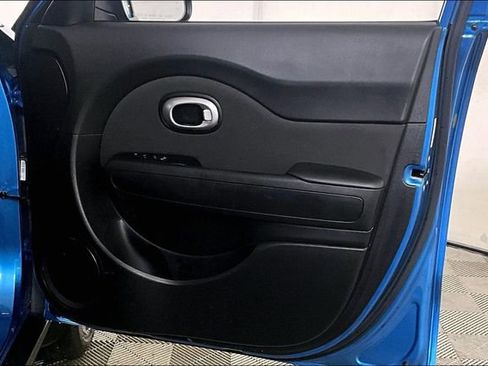 Used 2019 Kia Soul + FWD image 22