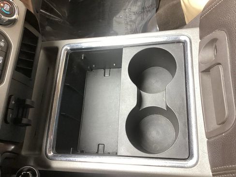 Used 2015 Ford F250 Lariat w/ Lariat Ultimate Package image 24