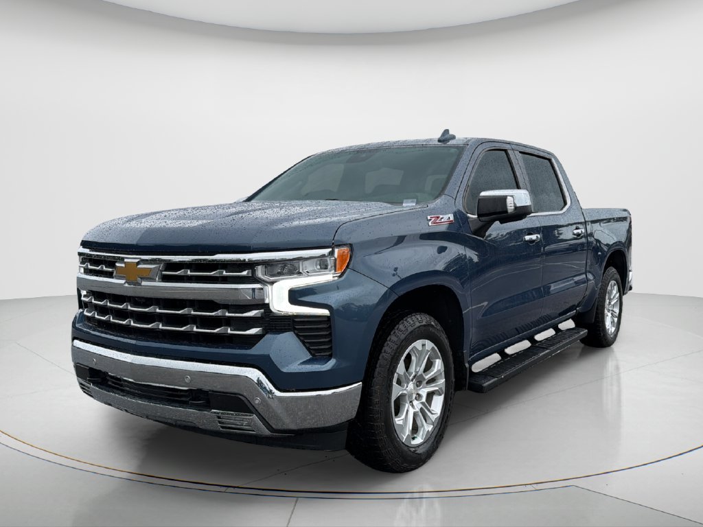 Used 2024 Chevrolet Silverado 1500 LTZ AWD/4WD image 1