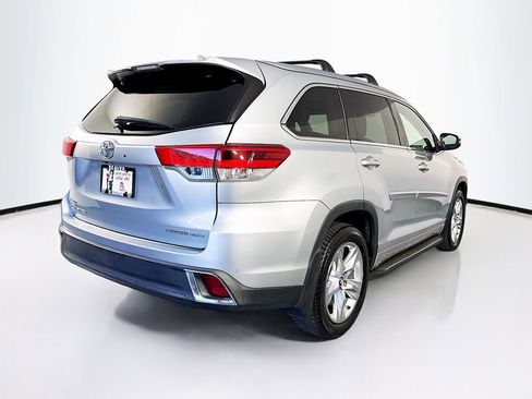 Used 2018 Toyota Highlander Limited image 10