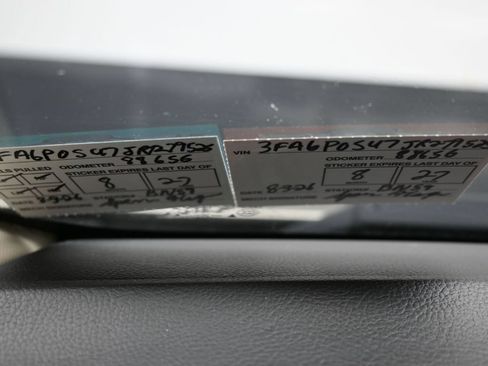 Used 2018 Ford Fusion Energi Titanium FWD image 7
