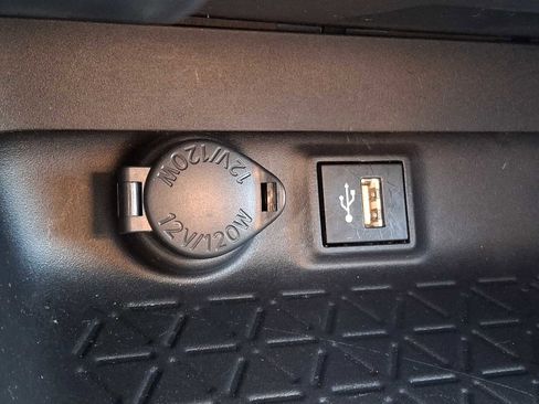 Used 2023 Toyota RAV4 LE image 21