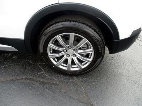 Used 2019 Cadillac XT4 Premium Luxury image 12