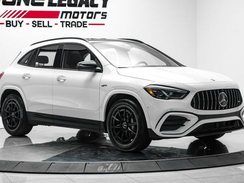 Used 2025 Mercedes-Benz GLA 35 AMG 4MATIC w/ Exclusive Trim Package image 3