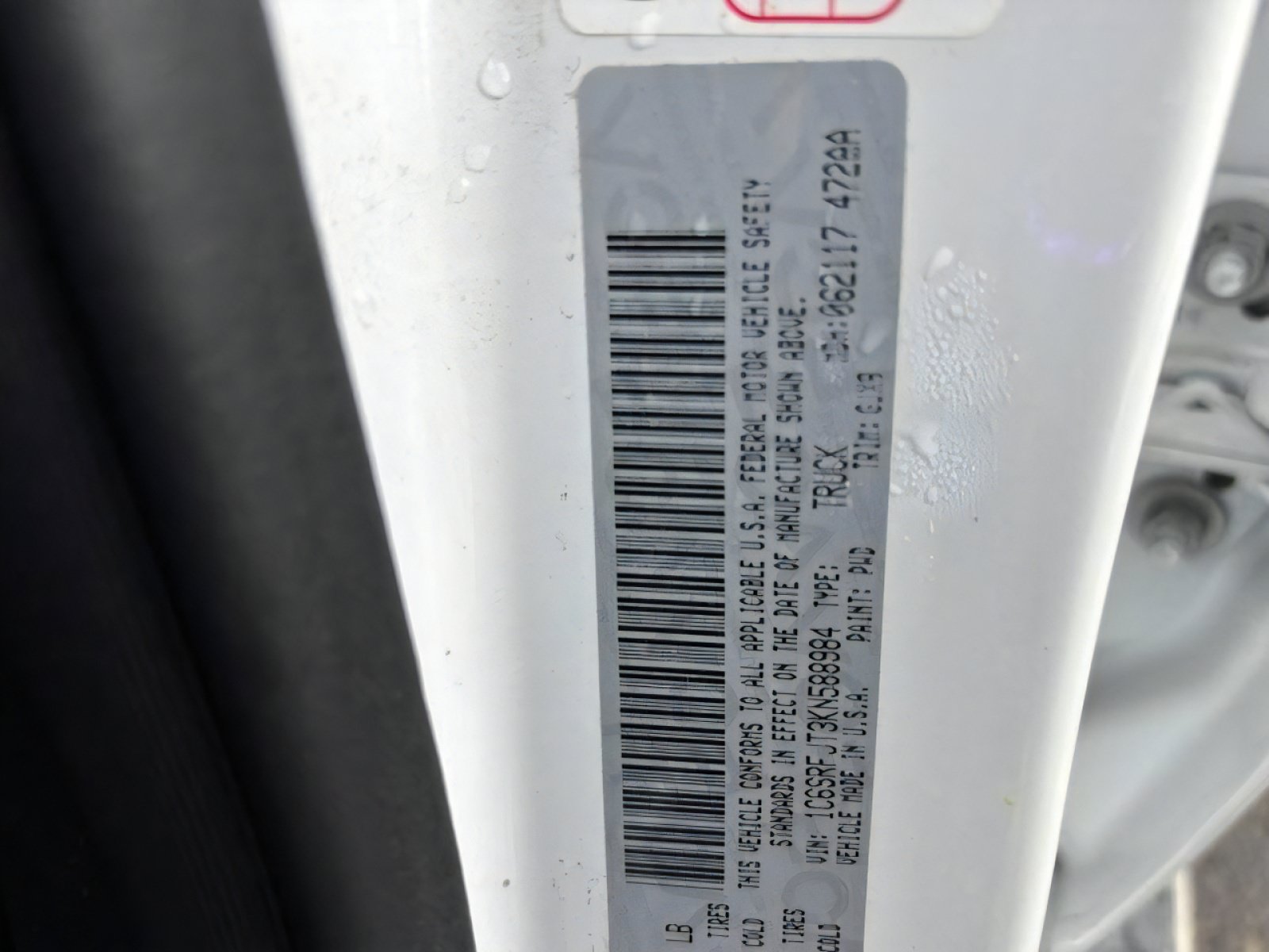 Used 2019 RAM 1500 Laramie AWD/4WD image 33