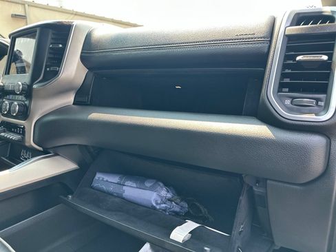 Used 2021 RAM 2500 Laramie AWD/4WD image 44