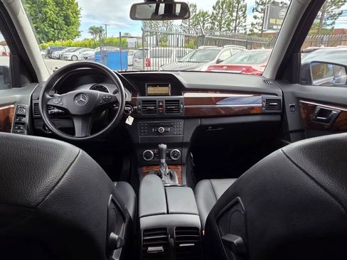 Used 2010 Mercedes-Benz GLK 350 2WD image 28