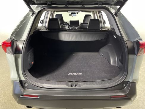 Certified 2022 Toyota RAV4 XLE Premium FWD image 10