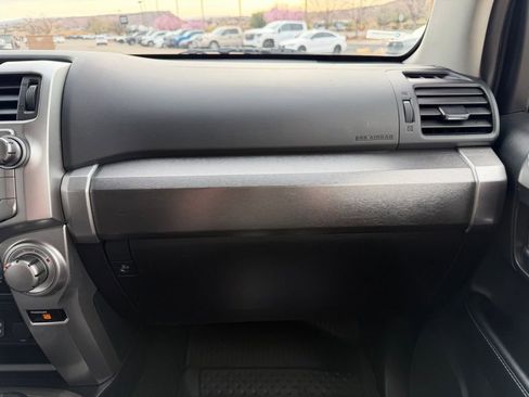 Used 2018 Toyota 4Runner SR5 image 29