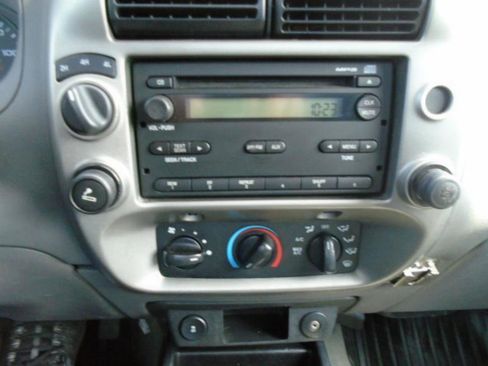 Used 2011 Ford Ranger XLT AWD/4WD image 13