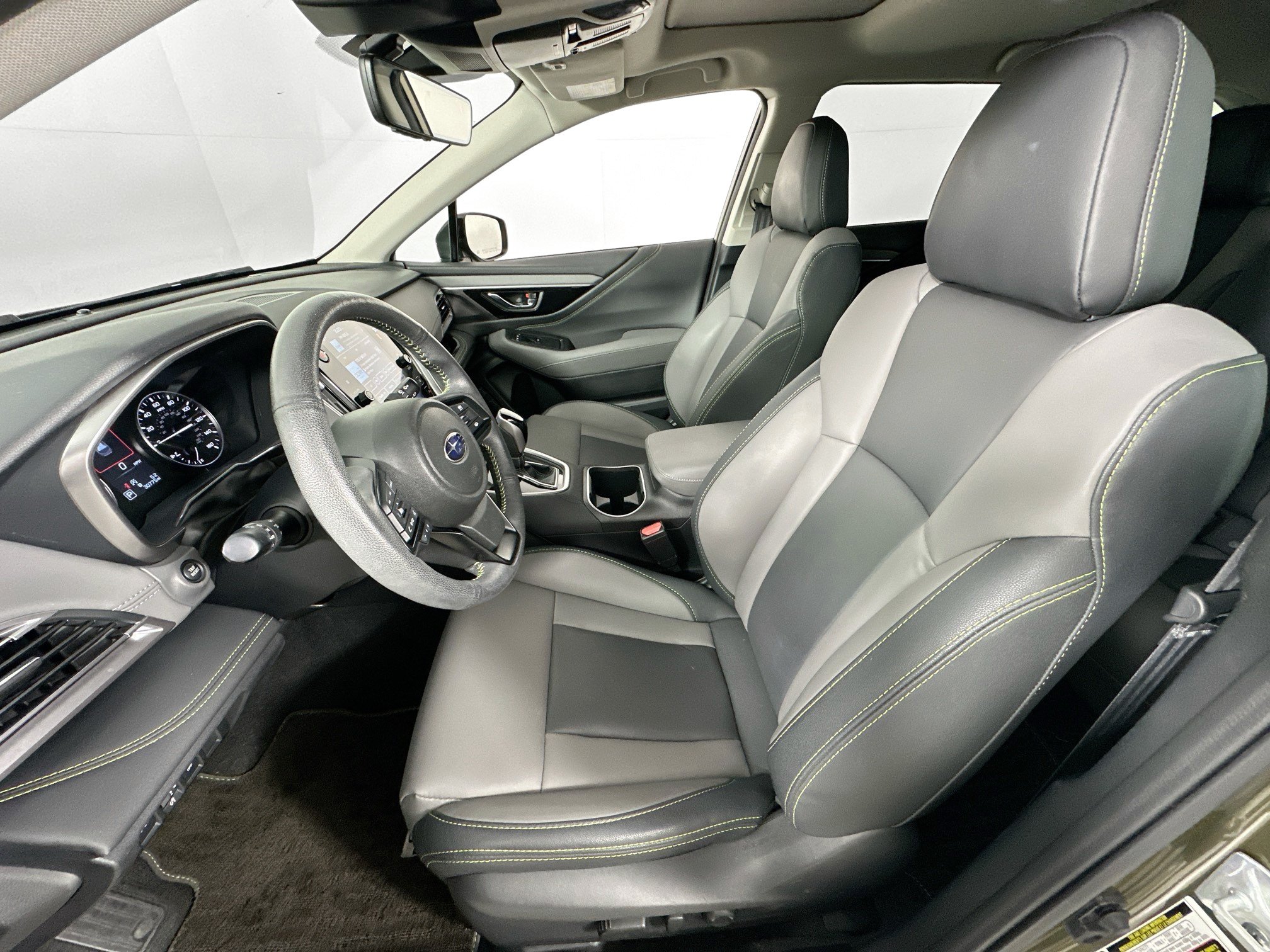 Used 2024 Subaru Outback Onyx Edition AWD/4WD image 21