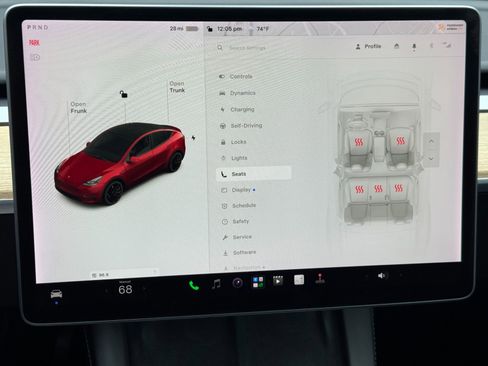 Used 2022 Tesla Model Y Performance AWD/4WD image 28