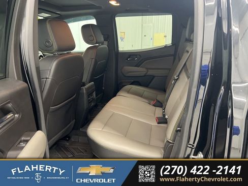 Used 2023 Chevrolet Colorado ZR2 w/ ZR2 Convenience Package III image 11