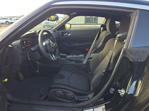 Used 2025 Nissan Z Sport w/ Floor Mat Package image 6