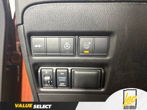 Used 2018 Nissan Armada Platinum w/ Captain Seat Package AWD/4WD image 11