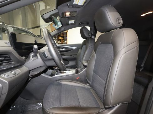 Certified 2024 Buick Envista Preferred w/ Convenience I Package image 22