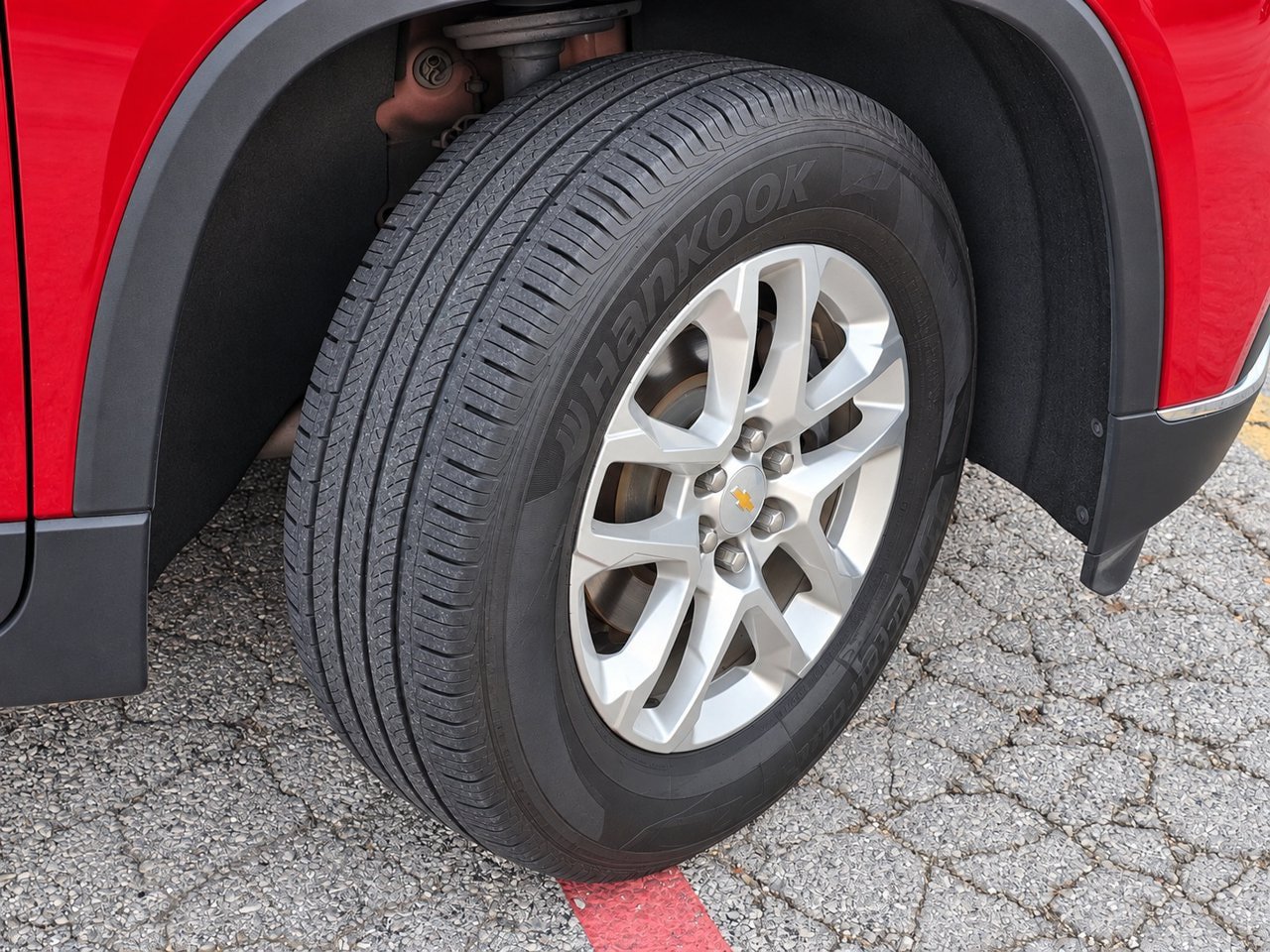 Certified 2019 Chevrolet Traverse LT FWD image 10