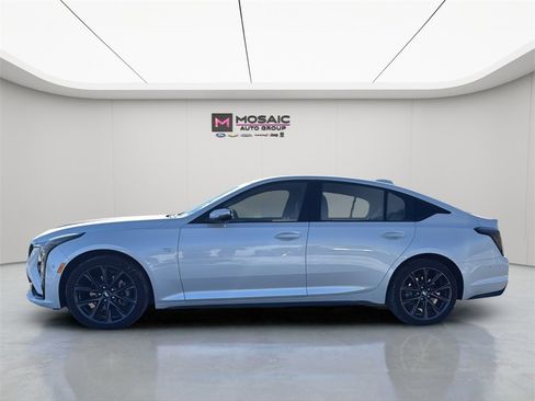 Used 2025 Cadillac CT5 Sport image 4