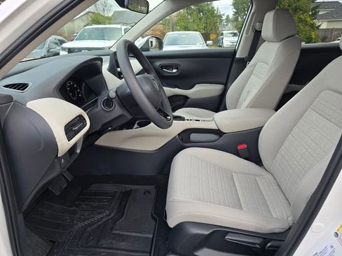 New 2026 Honda HR-V LX image 11