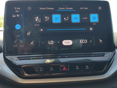 Certified 2023 Volkswagen ID.4 Pro S AWD/4WD image 23