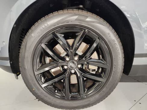Used 2026 Land Rover Range Rover Velar S AWD/4WD image 8