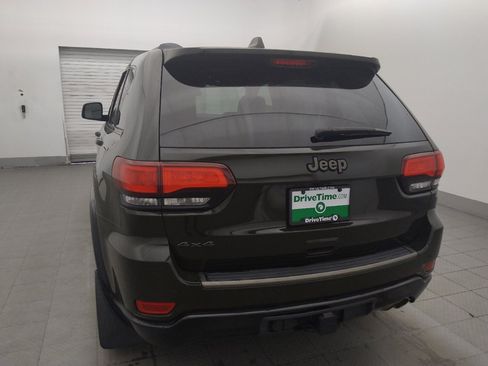 Used 2016 Jeep Grand Cherokee Limited 75th Anniversary AWD/4WD image 6