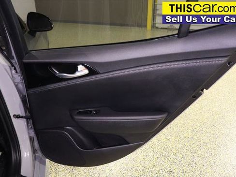 Used 2021 Kia Stinger GT-Line image 31