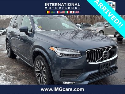 Used 2021 Volvo XC90 T6 Momentum w/ Advanced Package