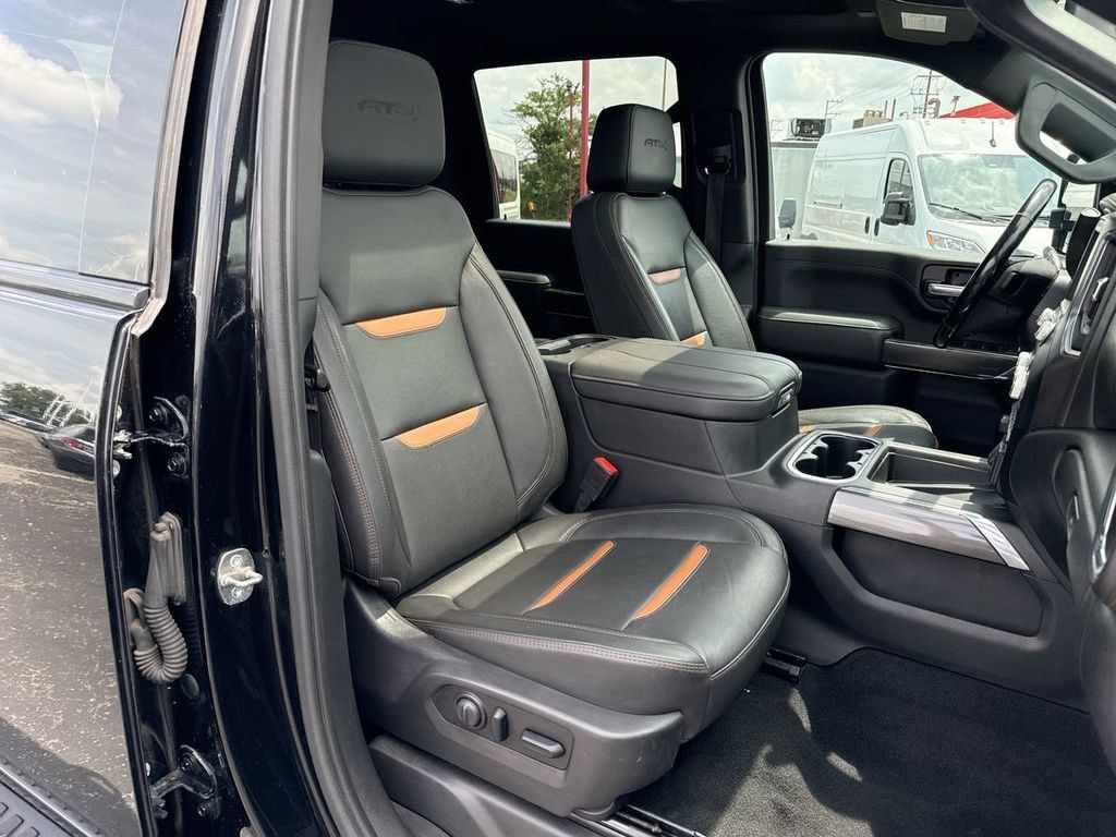 Used 2023 GMC Sierra 2500 AT4 w/ AT4 Preferred Package AWD/4WD image 25