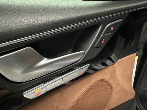 Used 2014 Audi A8 L 3.0T image 22