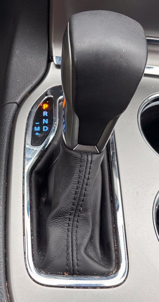 Used 2018 Jeep Grand Cherokee Limited AWD/4WD image 14