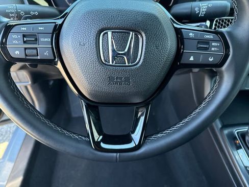 Used 2023 Honda Civic Sport image 7