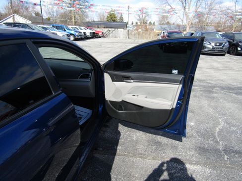 Used 2018 Hyundai Elantra SEL image 22