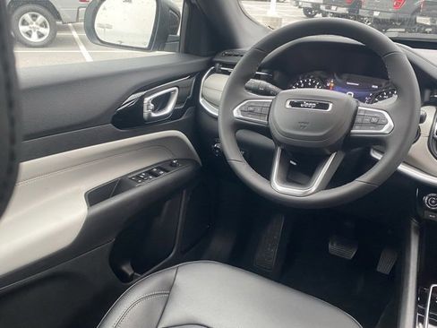 New 2026 Jeep Compass Limited image 31