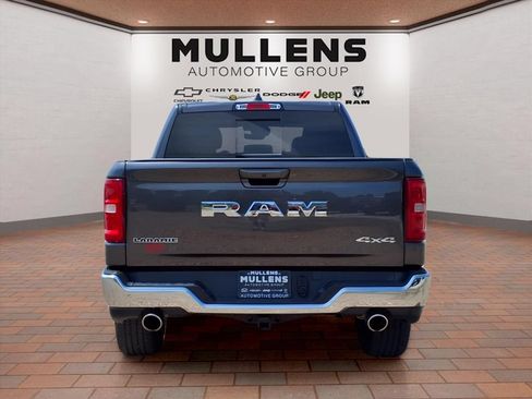 Used 2025 RAM 1500 Laramie AWD/4WD image 6