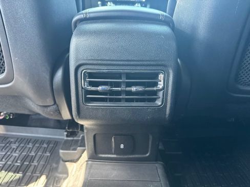 Certified 2022 Lincoln Corsair FWD image 17