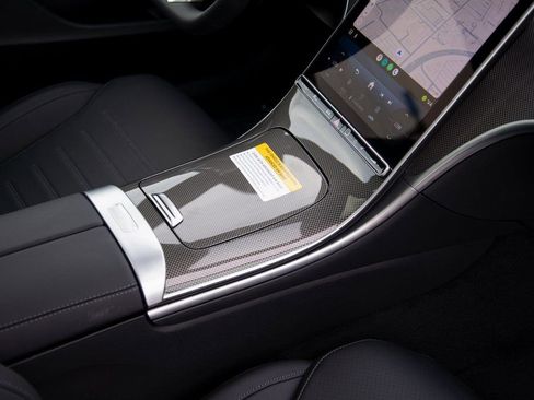 Certified 2025 Mercedes-Benz C 300 4MATIC Sedan image 23