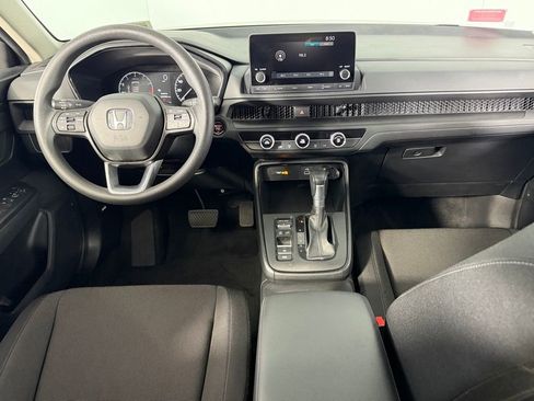 Used 2025 Honda CR-V LX image 12