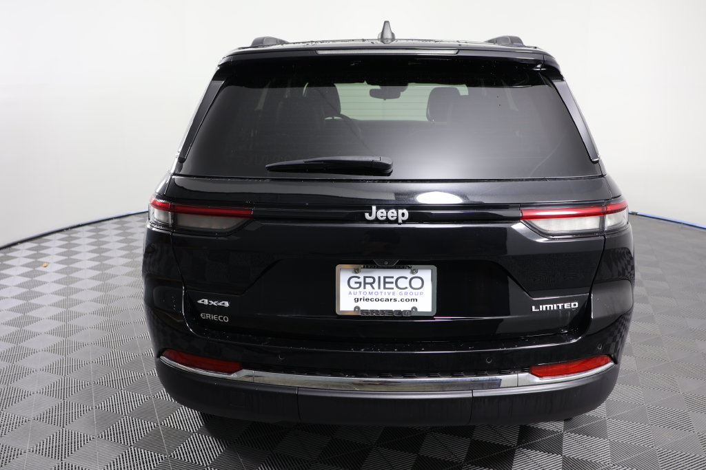 Used 2024 Jeep Grand Cherokee Limited AWD/4WD image 7