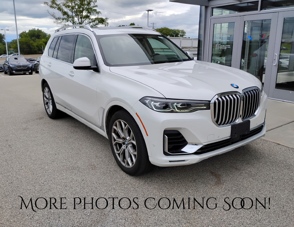 Used 2022 BMW X7 xDrive40i w/ Premium Package AWD/4WD image 1