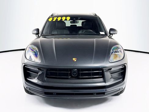 Used 2023 Porsche Macan AWD/4WD image 2
